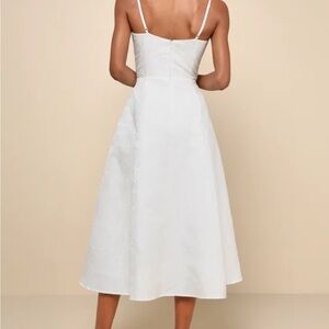 NWOT Lulus Meet for Tea White Jacquard Bustier Floral Skater Midi Dress Med